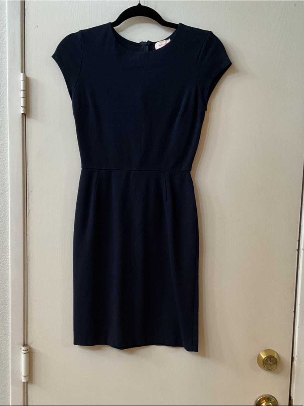 Elegant Navy Cap-Sleeve Mini Dress